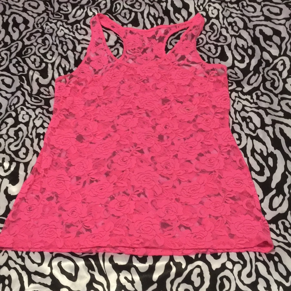🌟 3 for $15🌟 floral lace tank top.